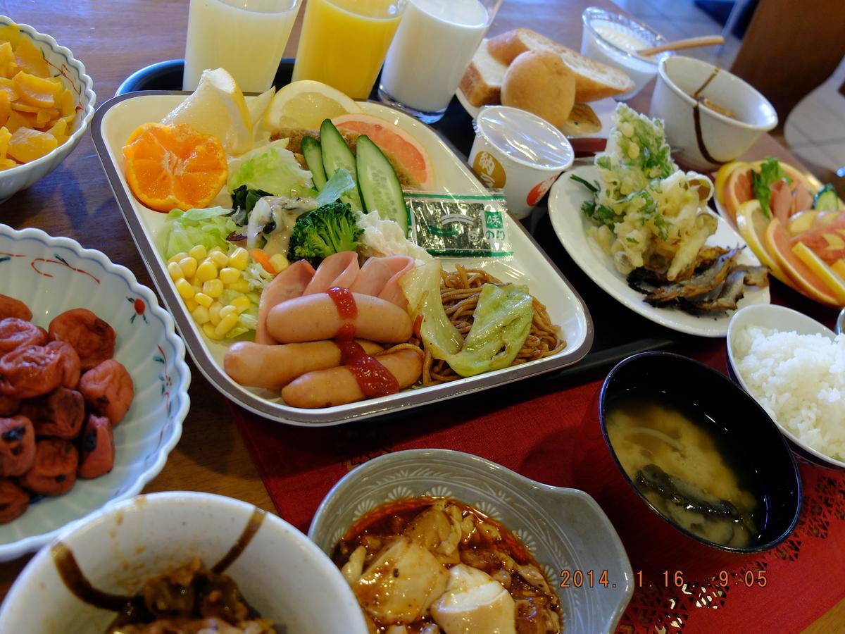Hotel Crown Hills Katsuta Omotechoten Хитачинака Екстериор снимка